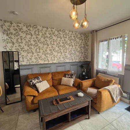 Le Nid Douillet Calme Proche Du Centre Parking Video Projecteur Apartamento