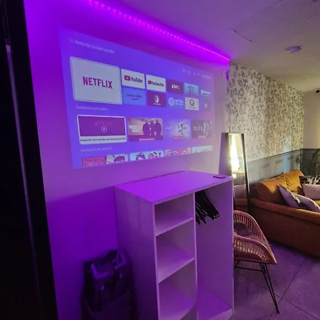 Apartamento Le Nid Douillet Calme Proche Du Centre Parking Video Projecteur