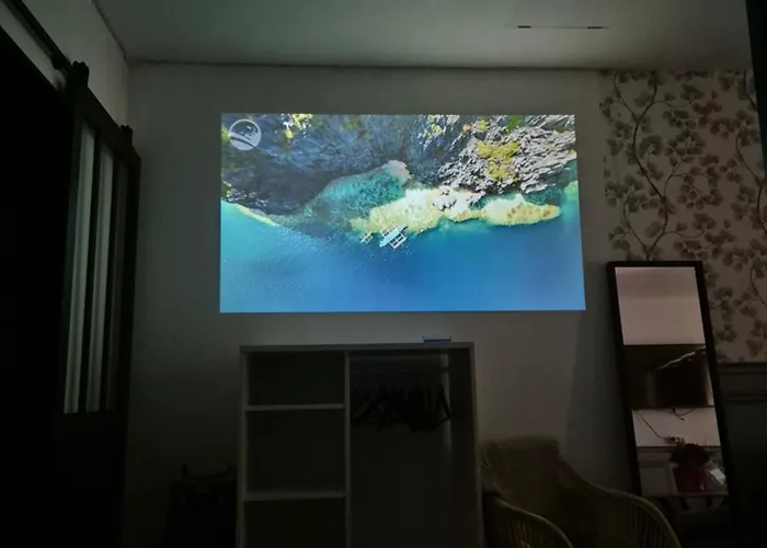 Le Nid Douillet Calme Proche Du Centre Parking Video Projecteur